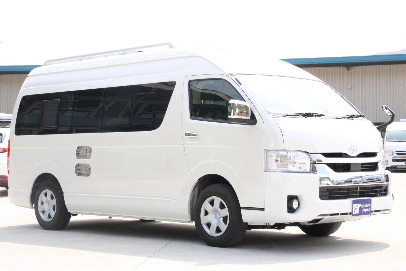 キャンピングカーバンコン