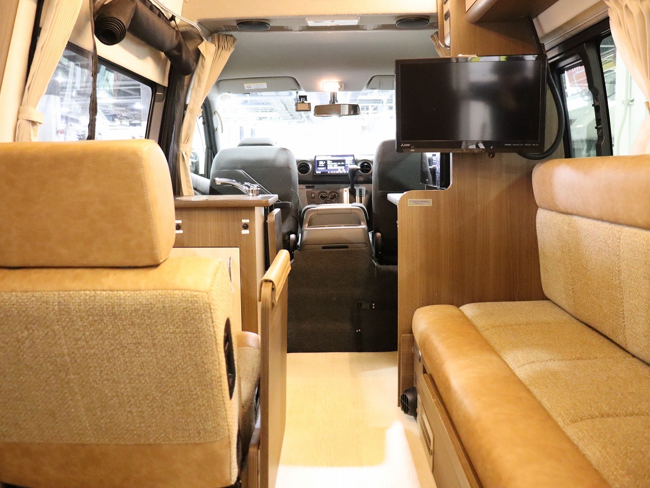 キャンピングカーバンコン