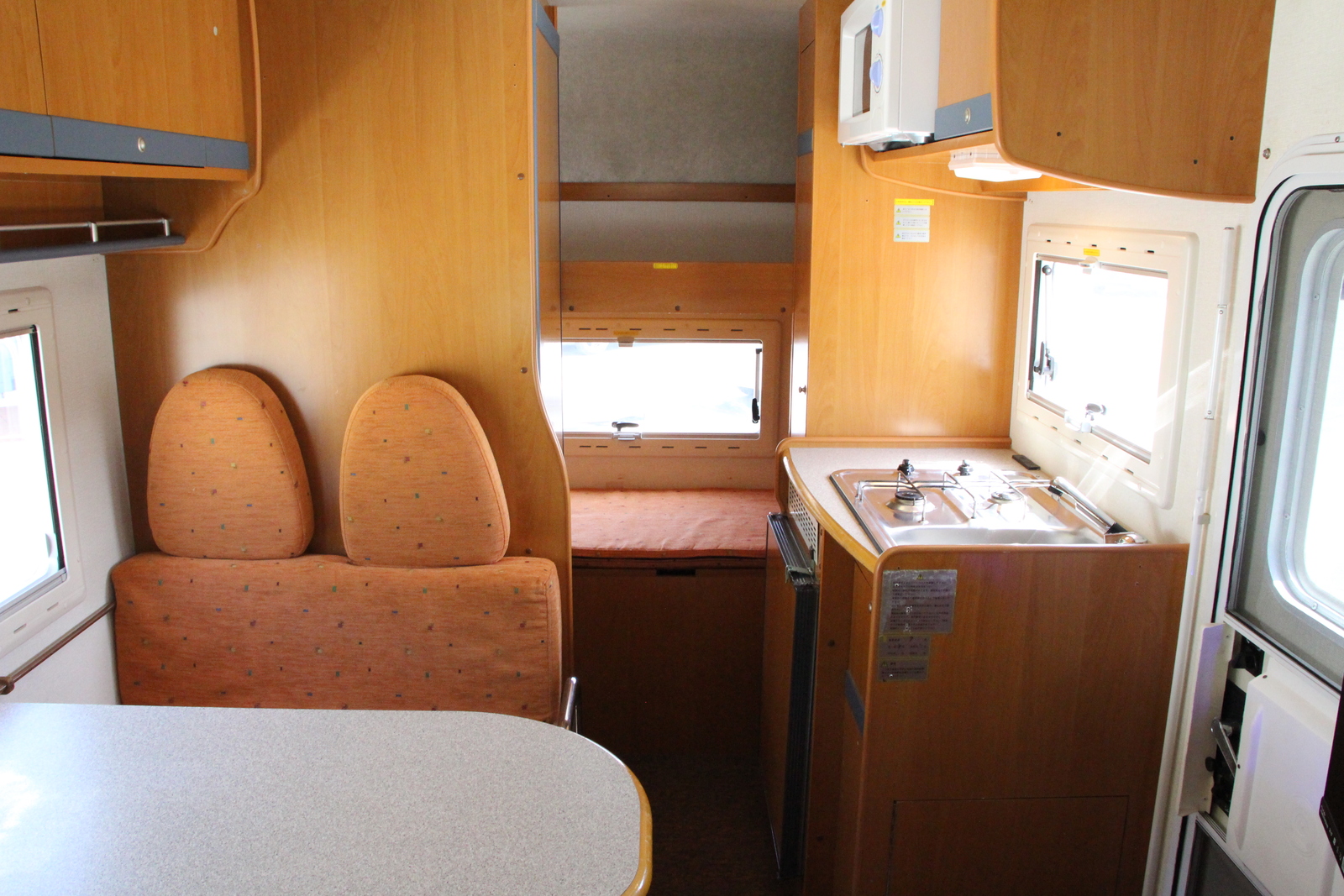 キャンピングカーキャブコン