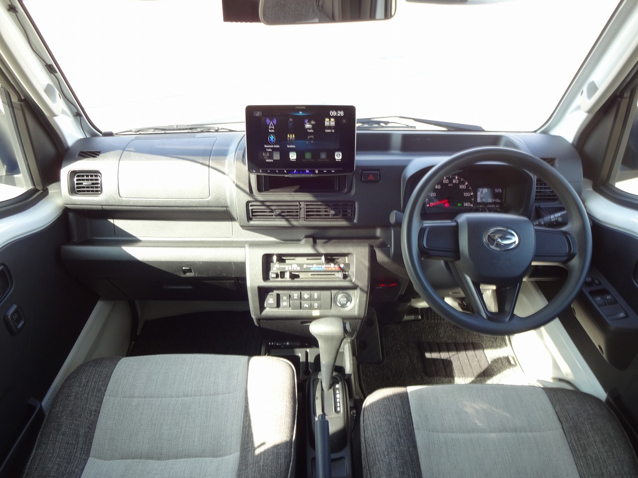 キャンピングカー軽キャンパー