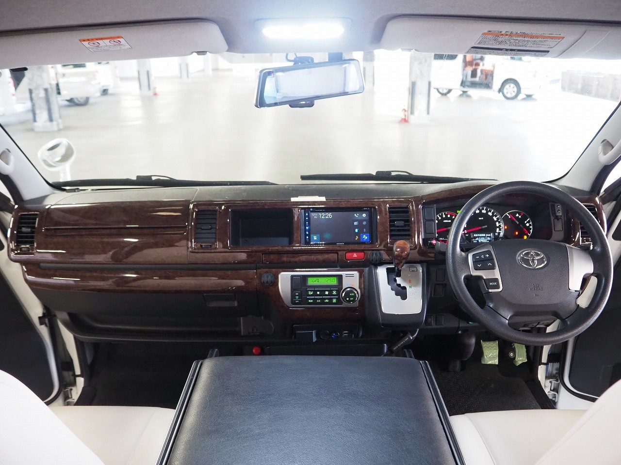 キャンピングカーバンコン