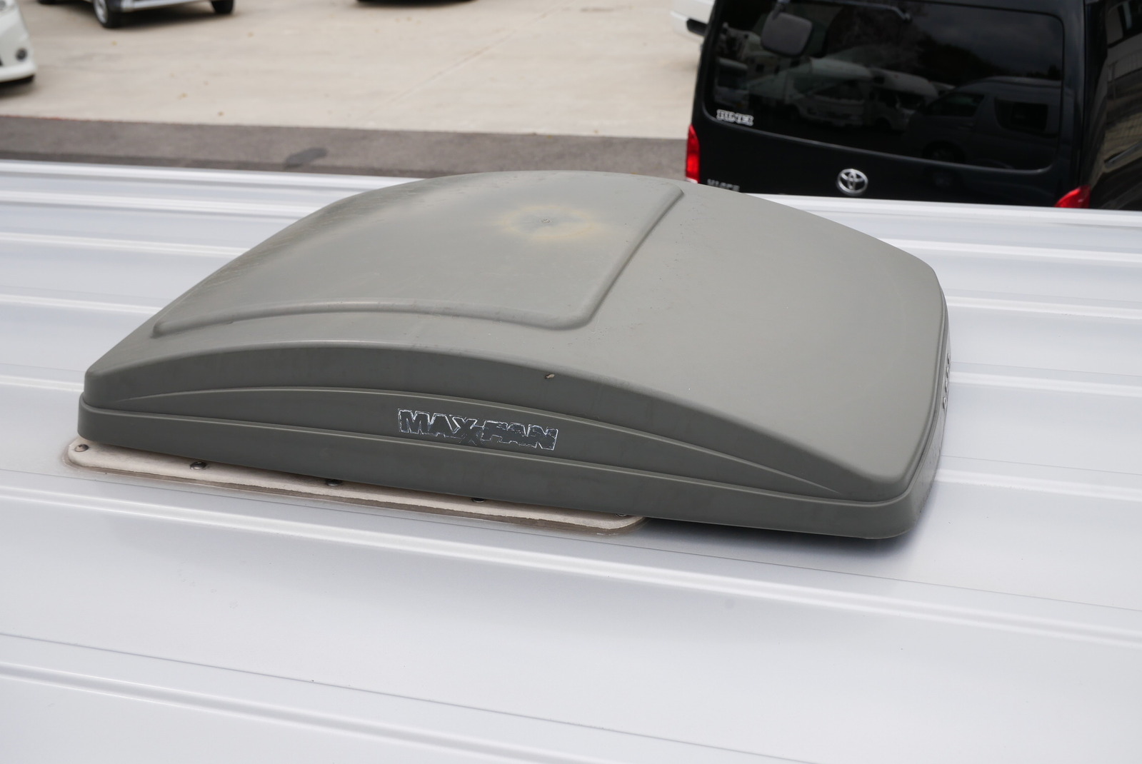 キャンピングカーバンコン