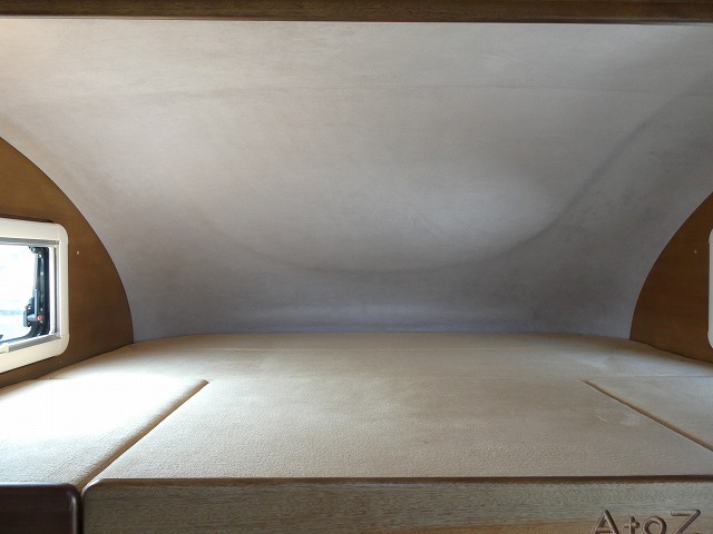 キャンピングカーキャブコン