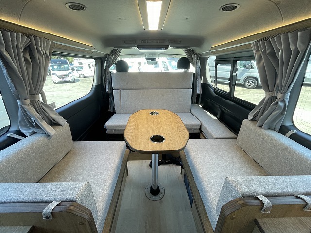 キャンピングカーバンコン