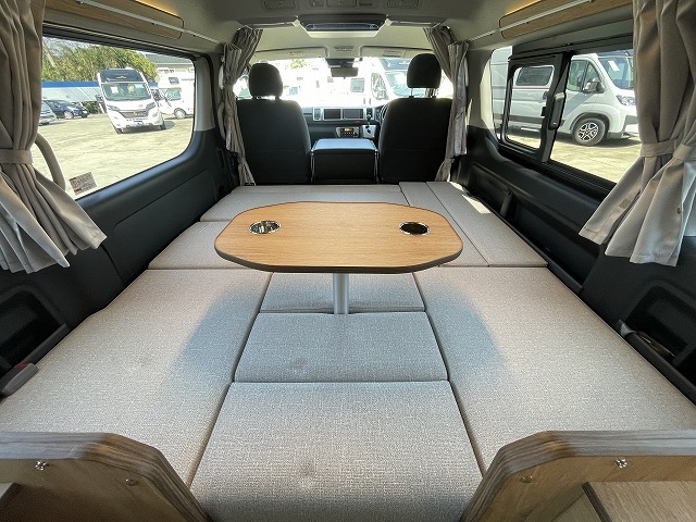 キャンピングカーバンコン