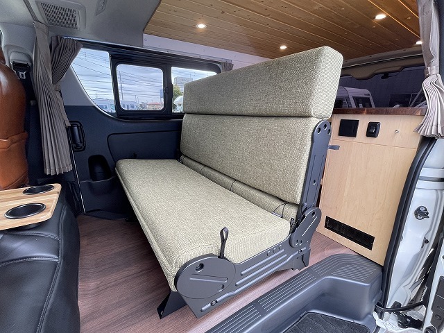 キャンピングカーバンコン