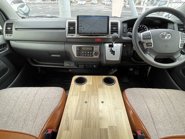 キャンピングカーバンコン