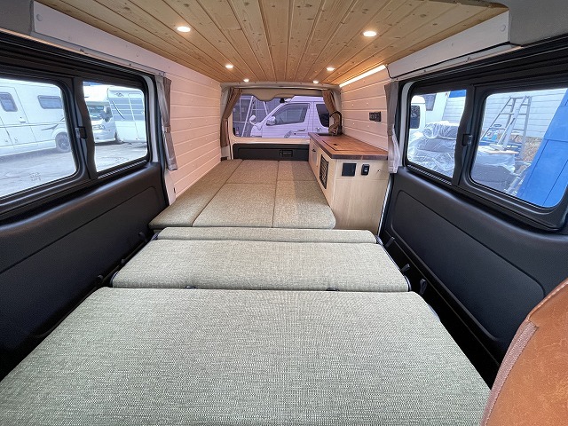 キャンピングカーバンコン