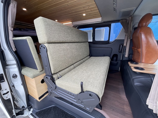 キャンピングカーバンコン