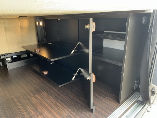 キャンピングカーバンコン