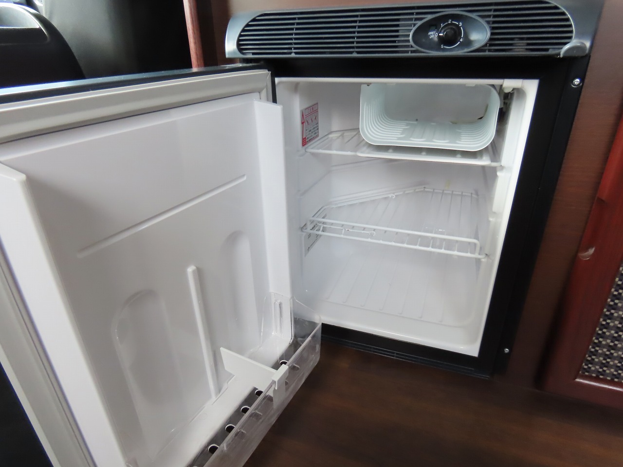キャンピングカーバンコン