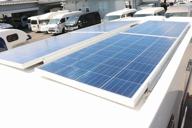 キャンピングカーキャブコン