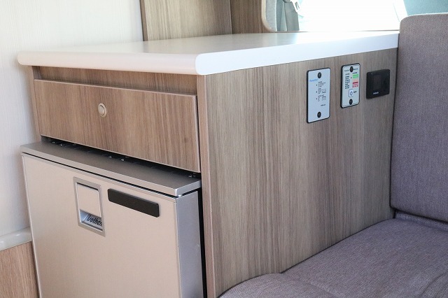 キャンピングカーキャブコン