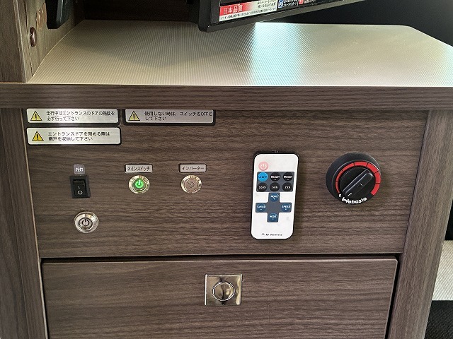 キャンピングカーキャブコン