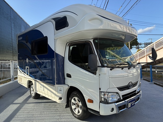 キャンピングカーキャブコン