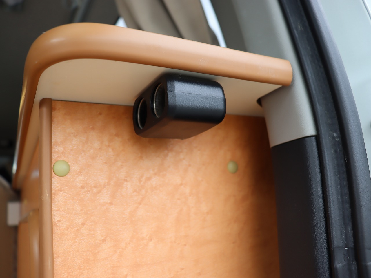 キャンピングカーバンコン