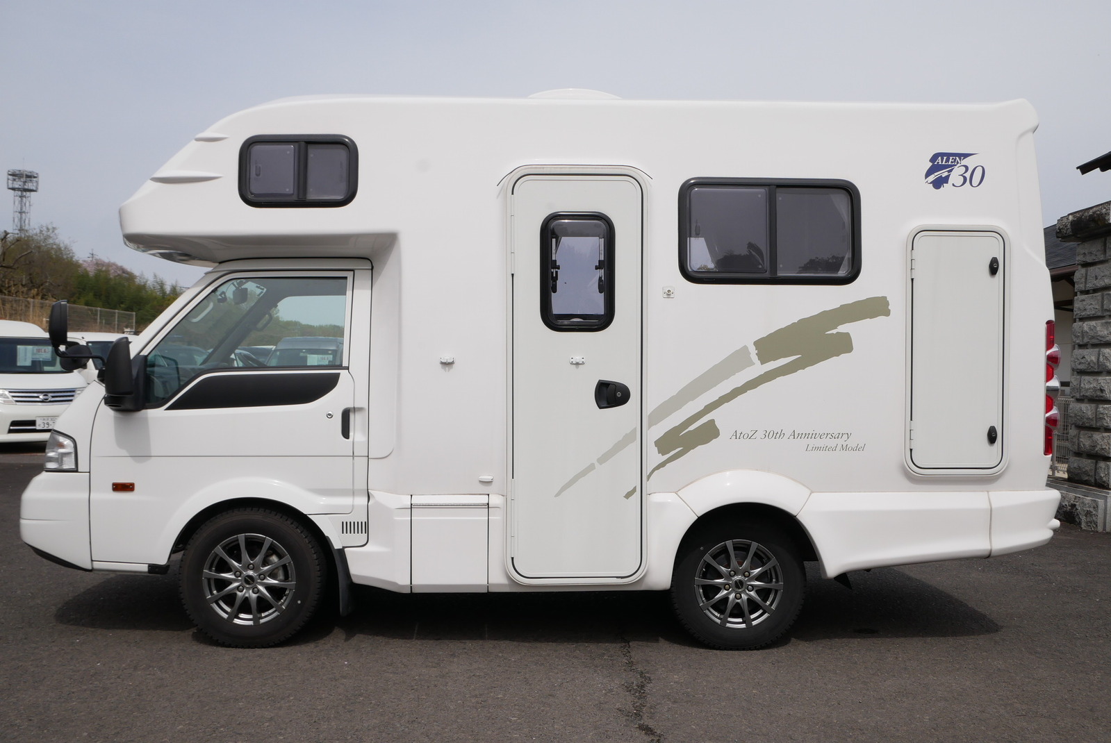 キャンピングカーキャブコン