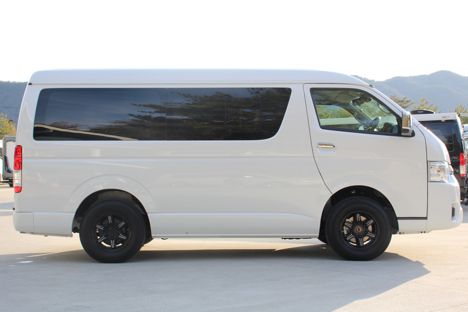 キャンピングカーバンコン