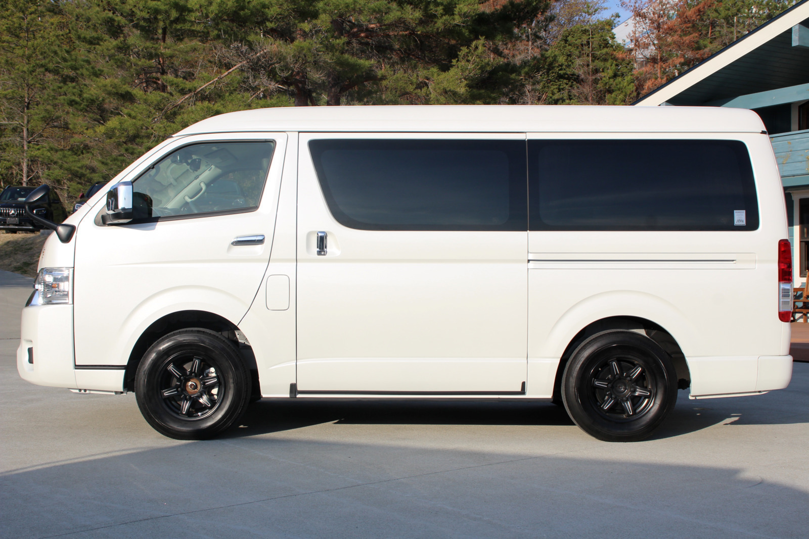 キャンピングカーバンコン