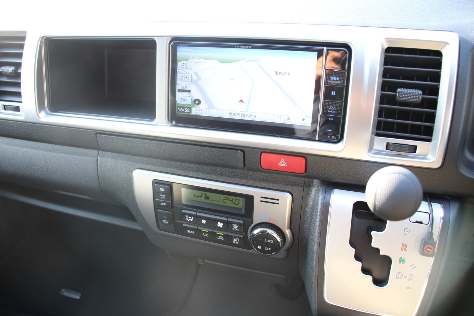 キャンピングカーバンコン