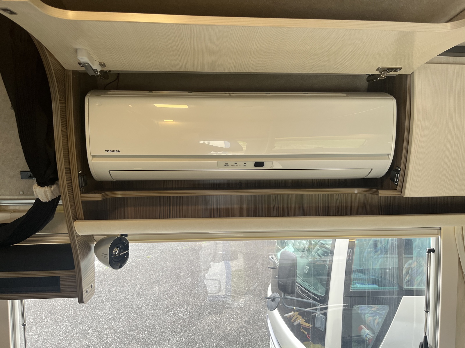 キャンピングカーキャブコン