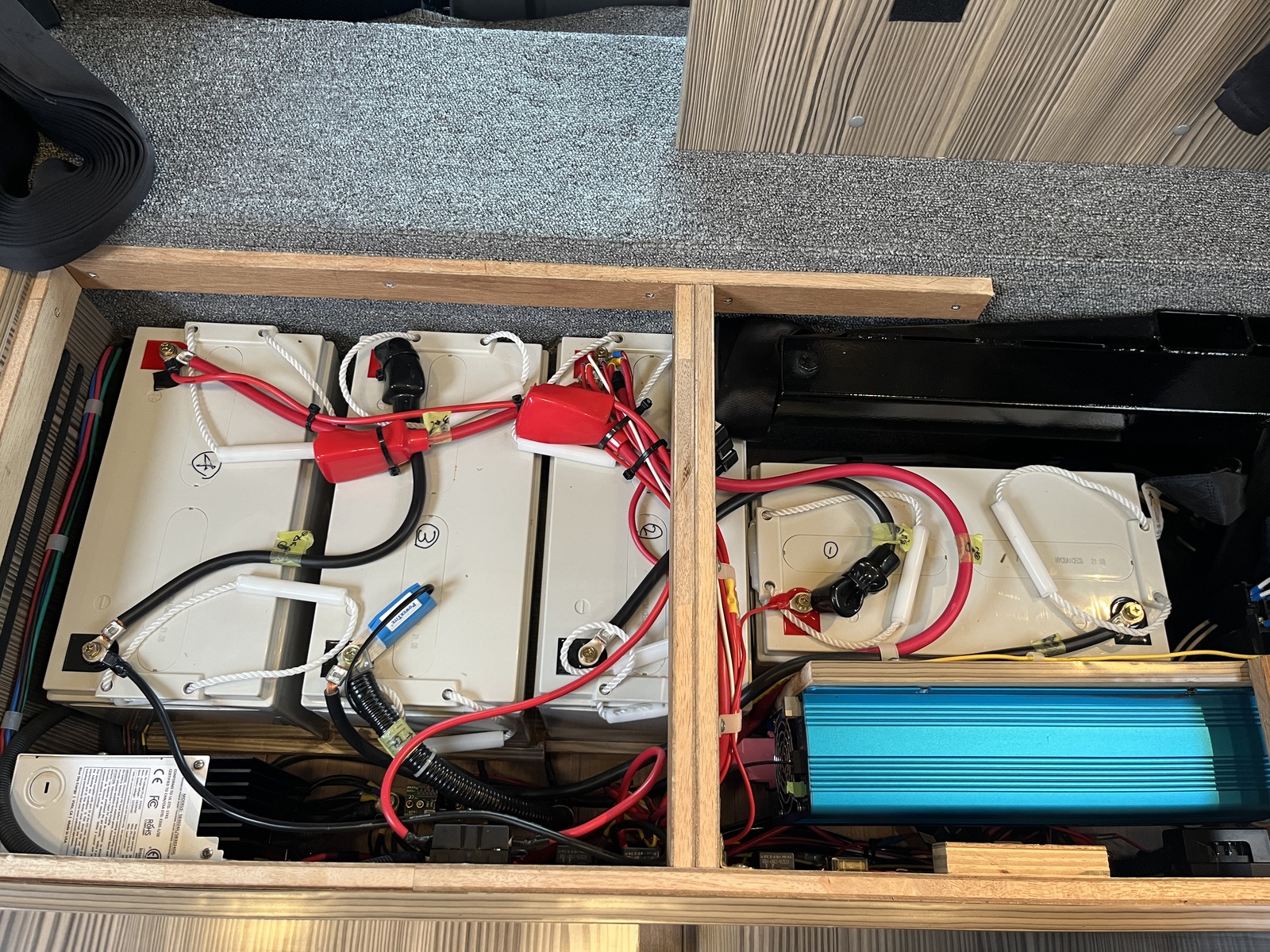 キャンピングカーキャブコン