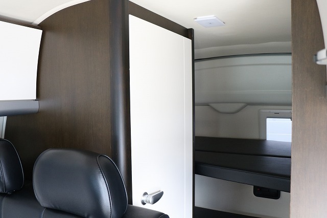 キャンピングカーバンコン