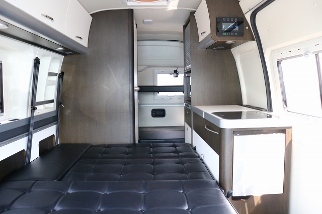 キャンピングカーバンコン