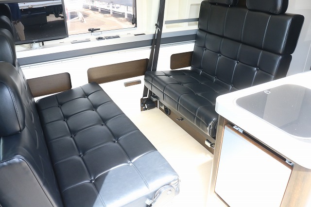 キャンピングカーバンコン