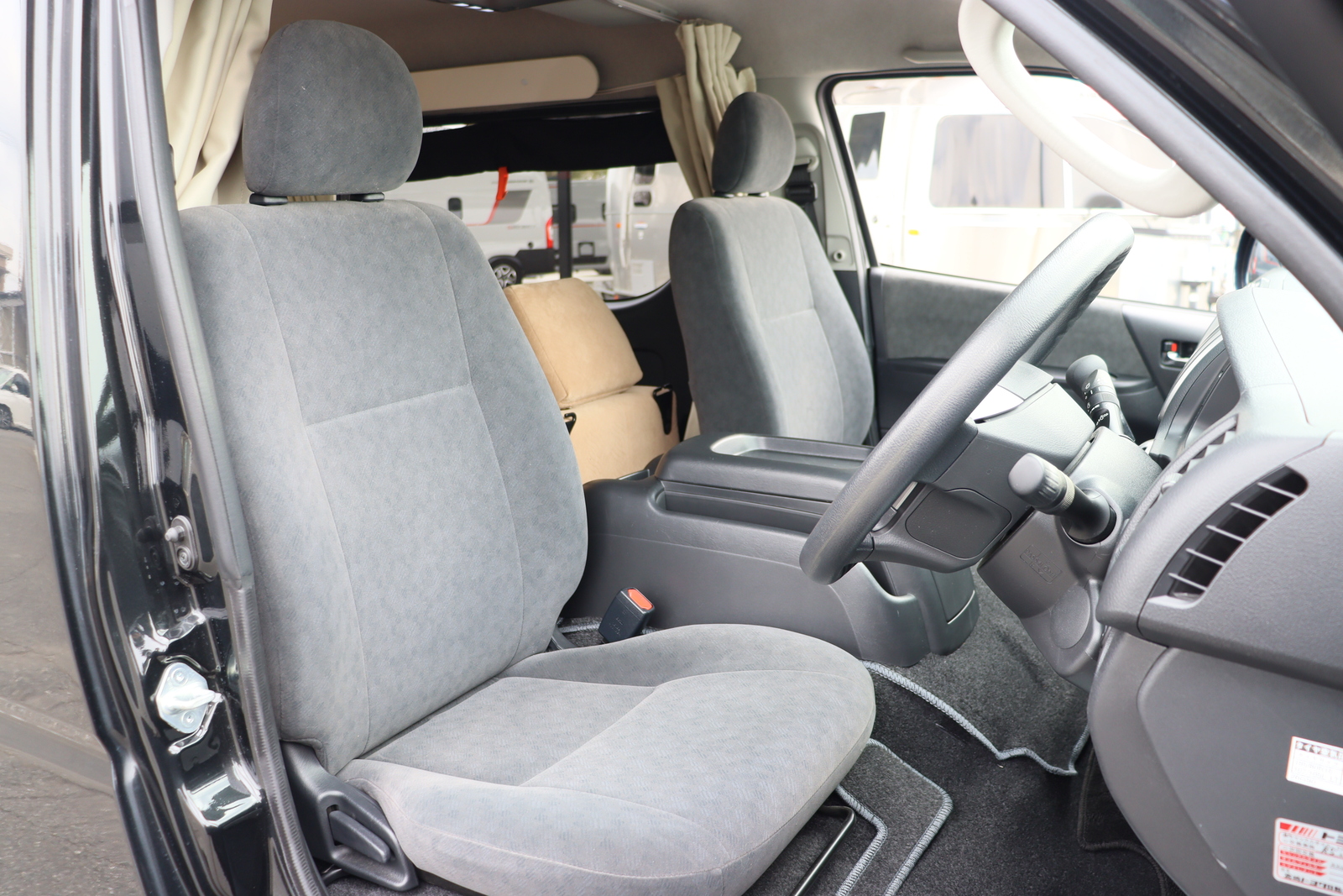 キャンピングカーバンコン