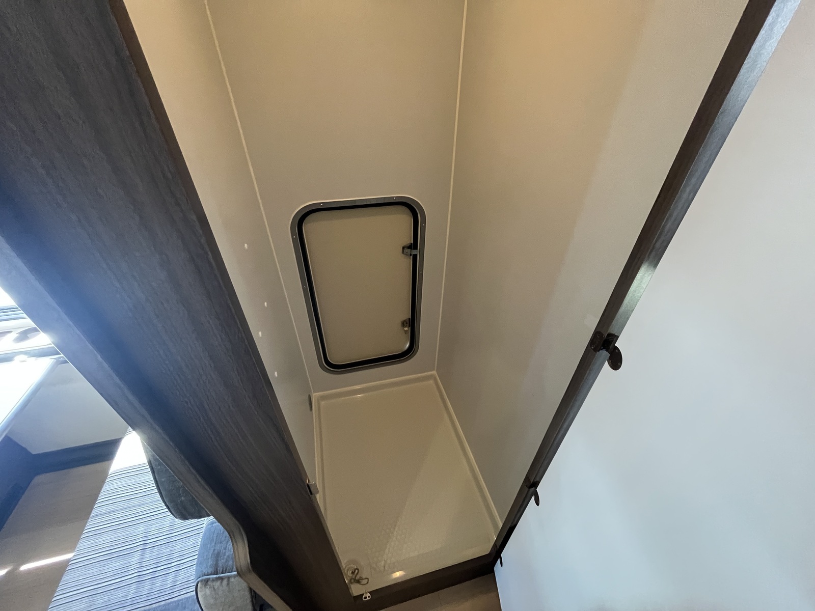 キャンピングカーキャブコン