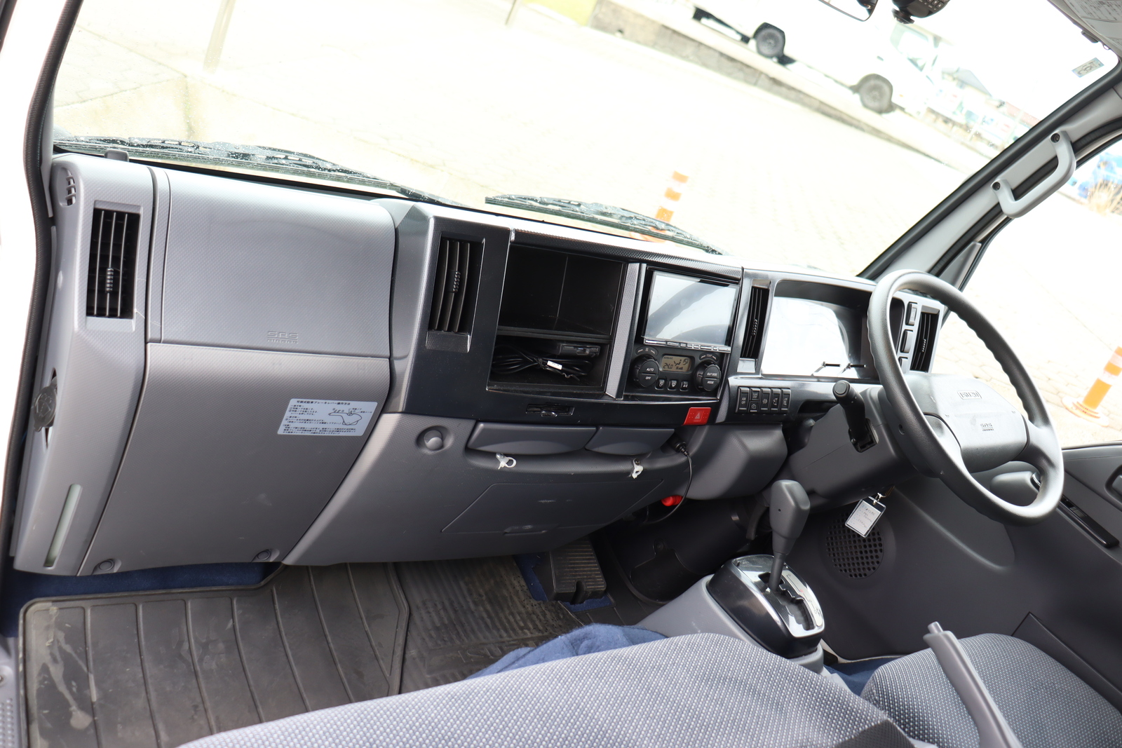 キャンピングカーキャブコン