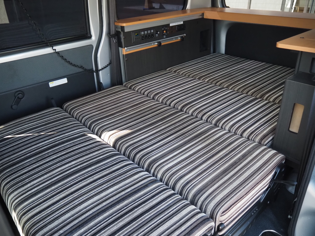 キャンピングカーバンコン