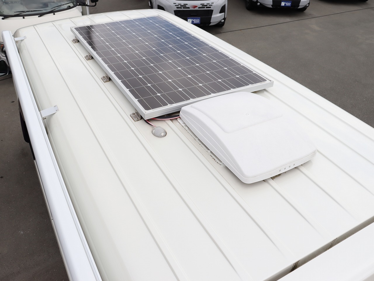 キャンピングカーバンコン