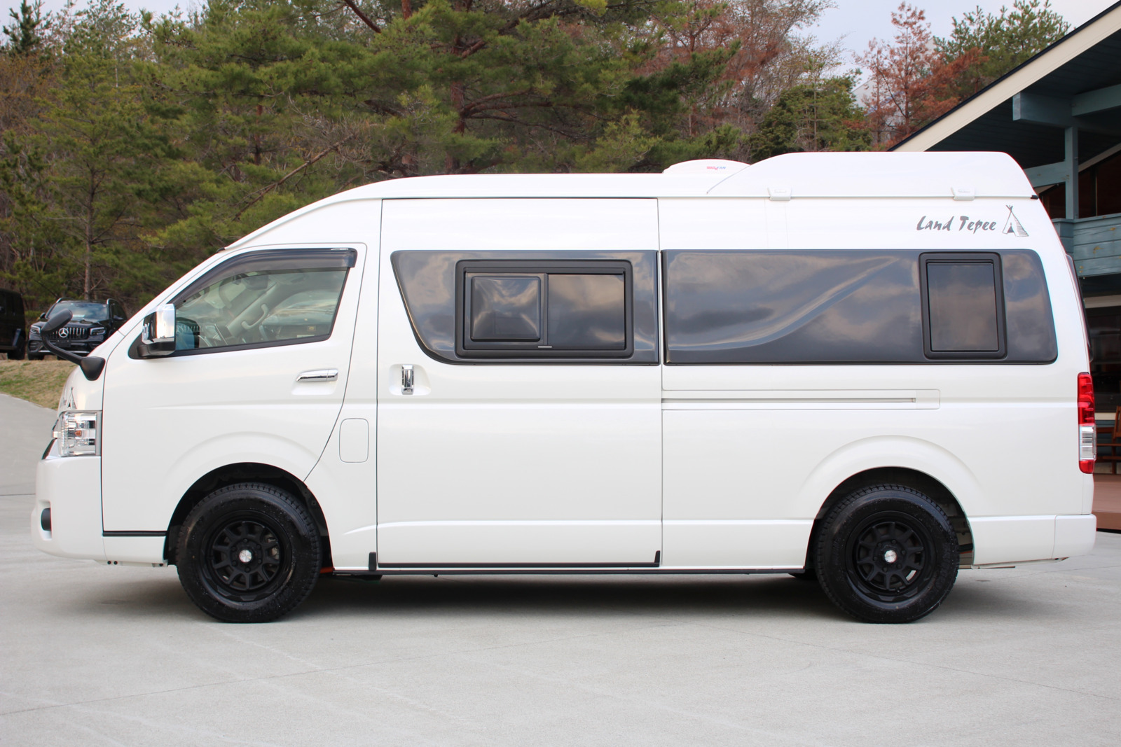 キャンピングカーバンコン