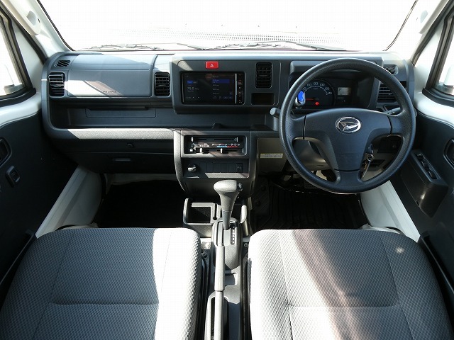 キャンピングカー軽キャンパー