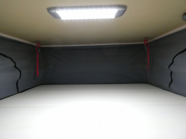 キャンピングカー軽キャンパー