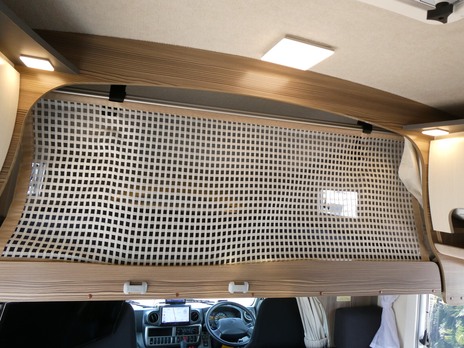 キャンピングカーキャブコン