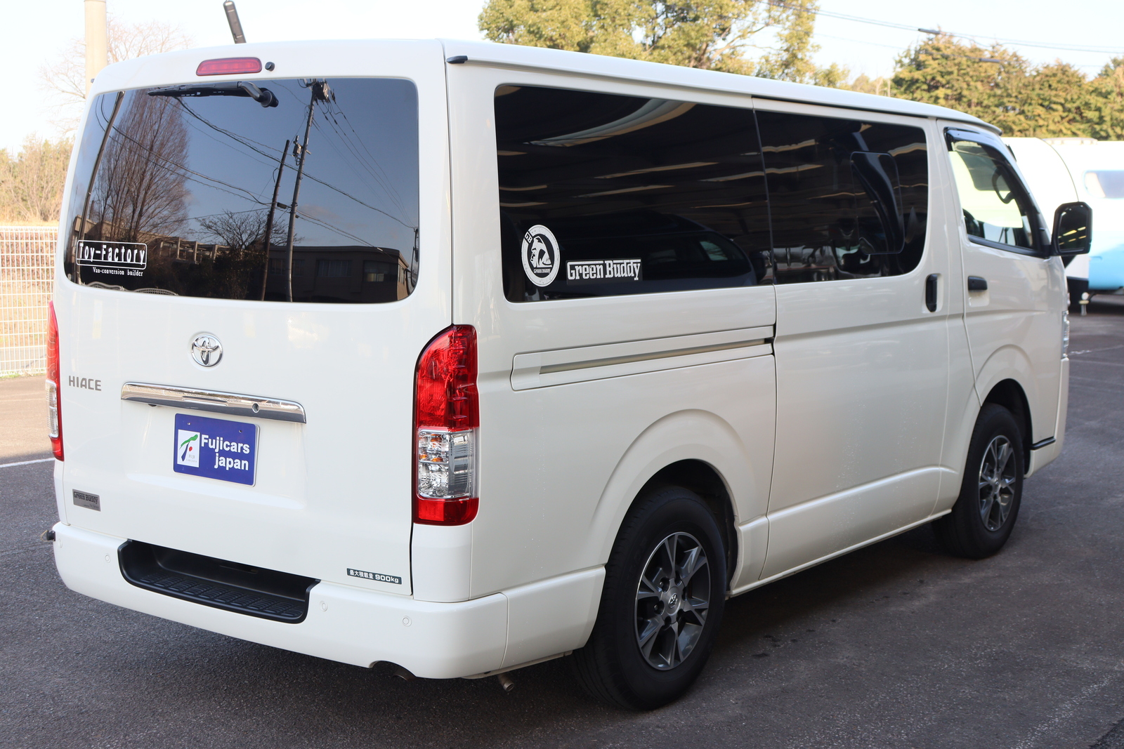 キャンピングカーバンコン