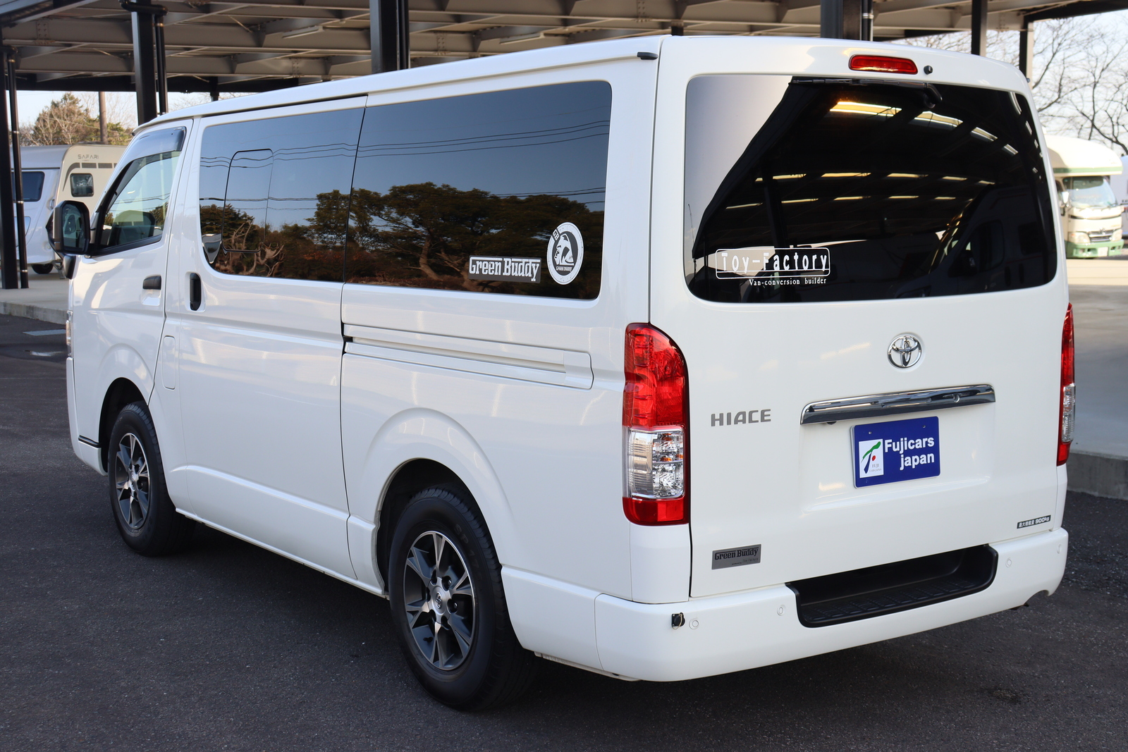 キャンピングカーバンコン