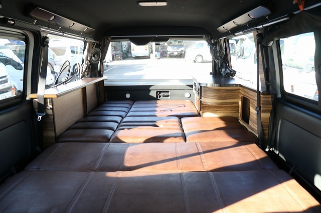 キャンピングカーバンコン