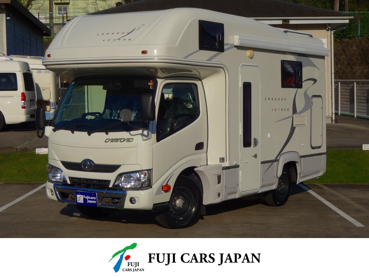 キャブコン カムロード ナッツRV クレソンボヤージュW　FF