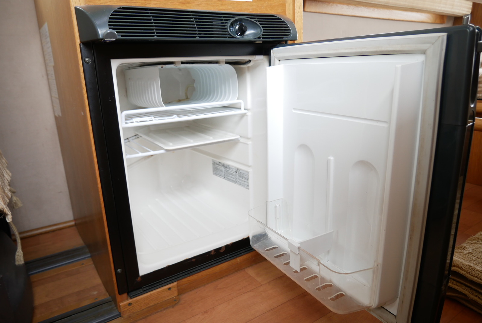 キャンピングカーバンコン