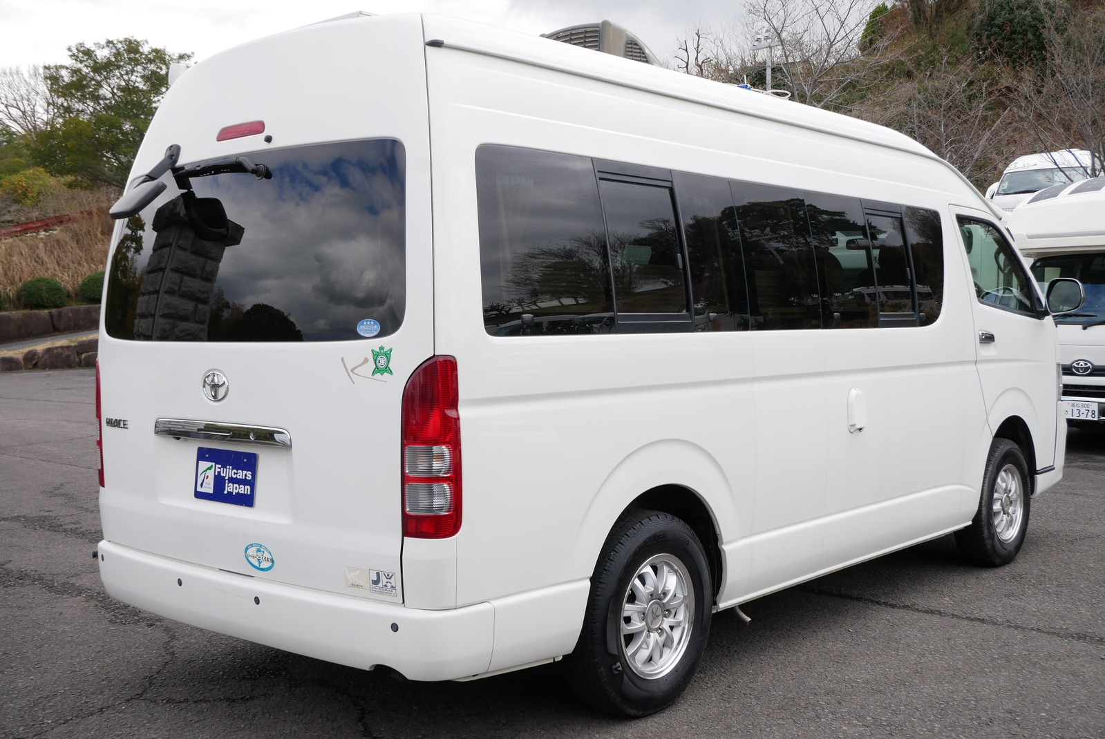 キャンピングカーバンコン