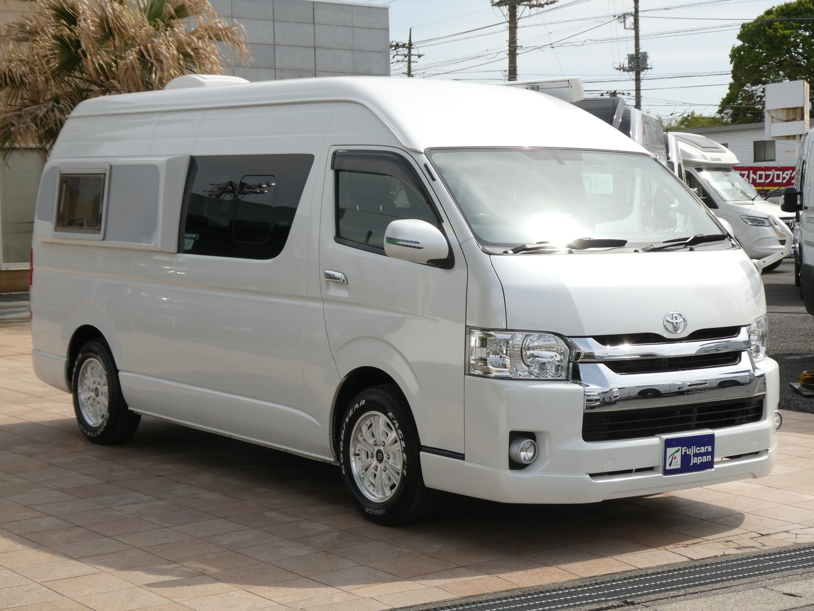 キャンピングカーバンコン