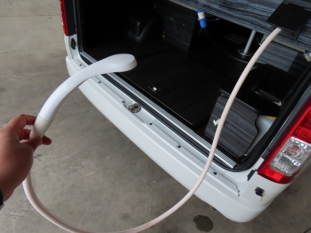 キャンピングカーバンコン