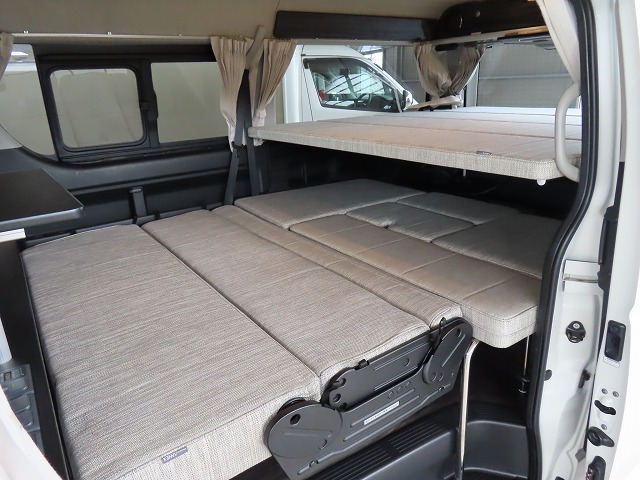 キャンピングカーバンコン