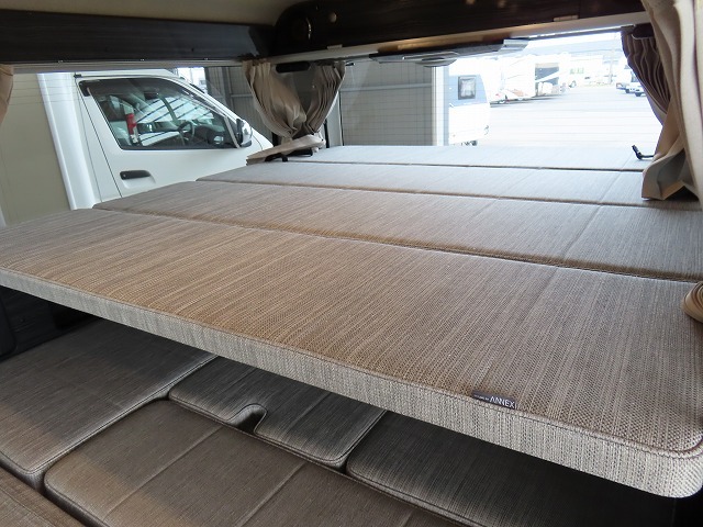 キャンピングカーバンコン