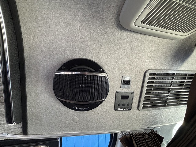 キャンピングカーバンコン