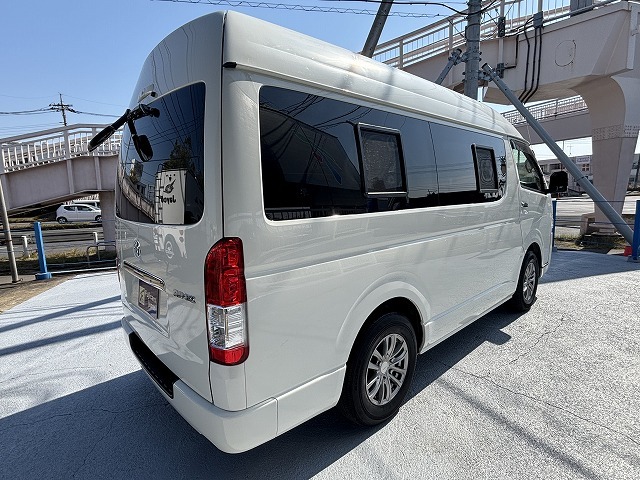 キャンピングカーバンコン